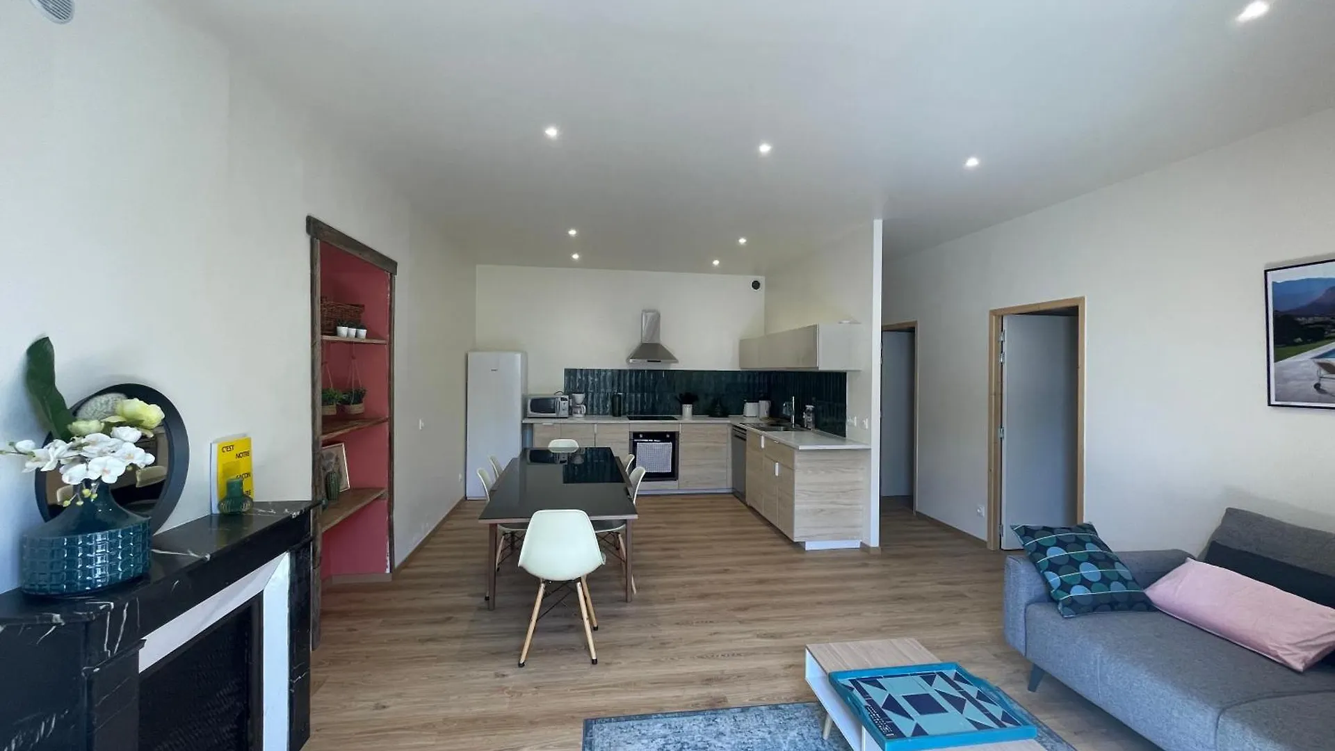 Apartment Appartement Moderne Place Du Marche Aix-les-Bains