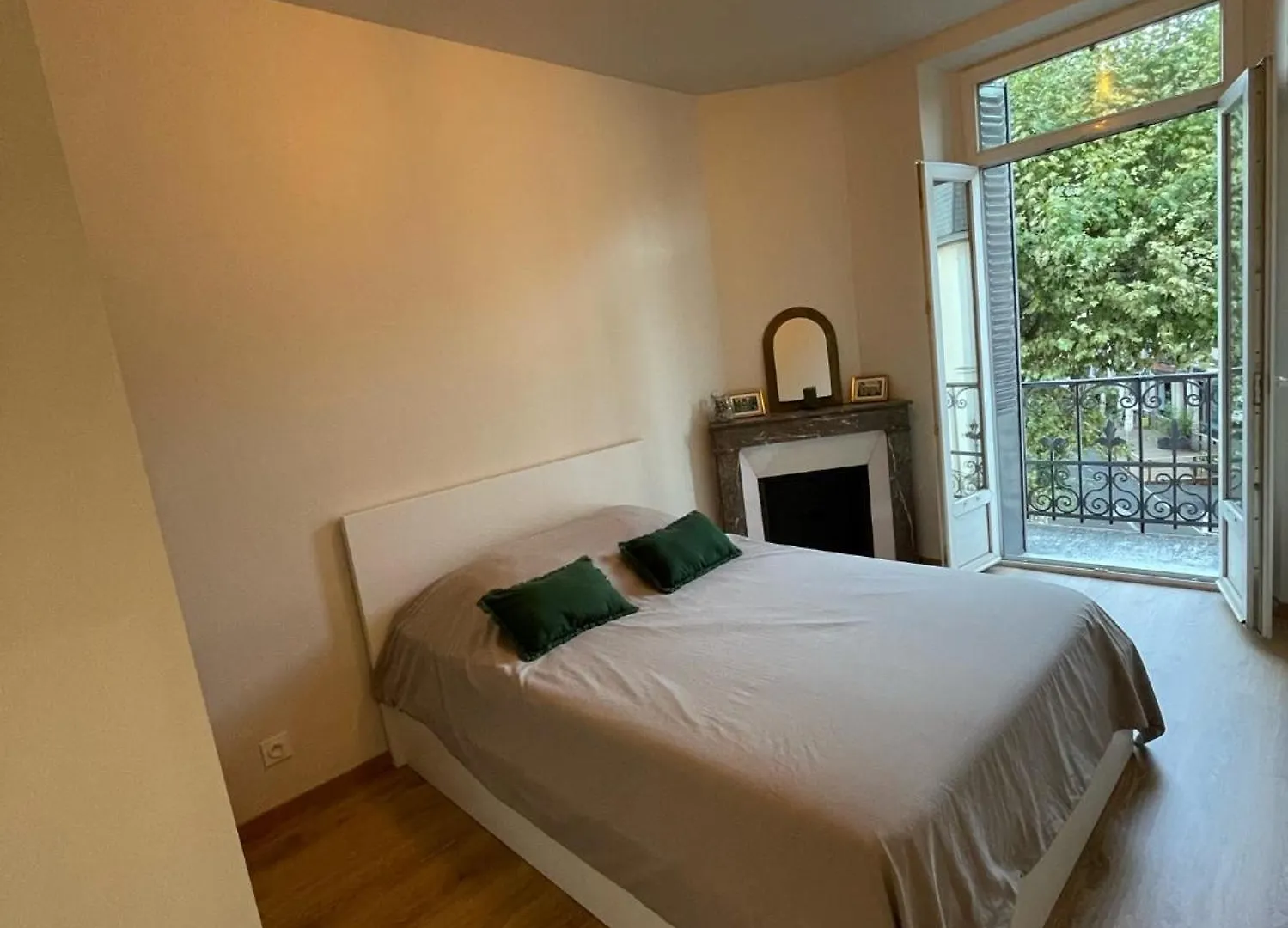 Apartment Appartement Moderne Place Du Marche Aix-les-Bains